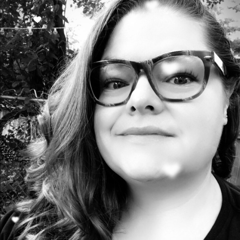 Meet your Posher, Kara